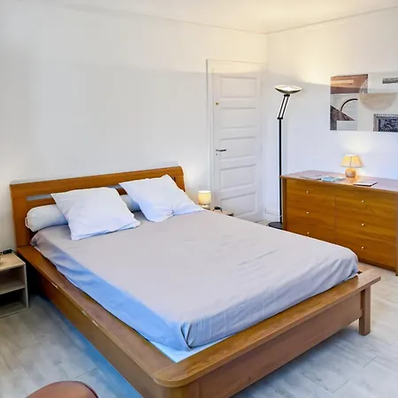 Semesterbostad La Maison Hortensias - 6pers Vic-sur-Cère